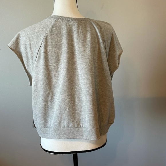 Almost Famous pearl faux beads top in a size large NWT pearl beads on sleeves - Picture 9 of 12